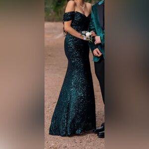 Jrs Prom Dress - XS